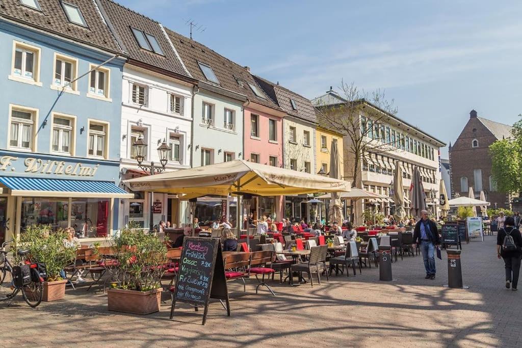 3 Og Direkt An Der Laga 2026 - Gemuetliche Stadtwohnung Am Neusser Markt! Exterior foto